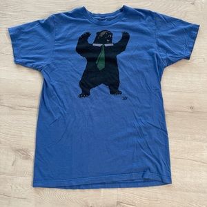 Ames Bros bear tee shirt size medium